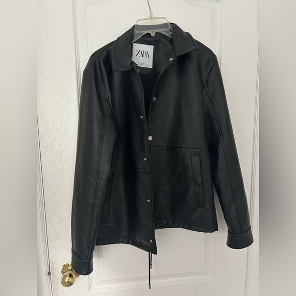 Black Leather Zara Coat🖤 - Picture 1 of 3